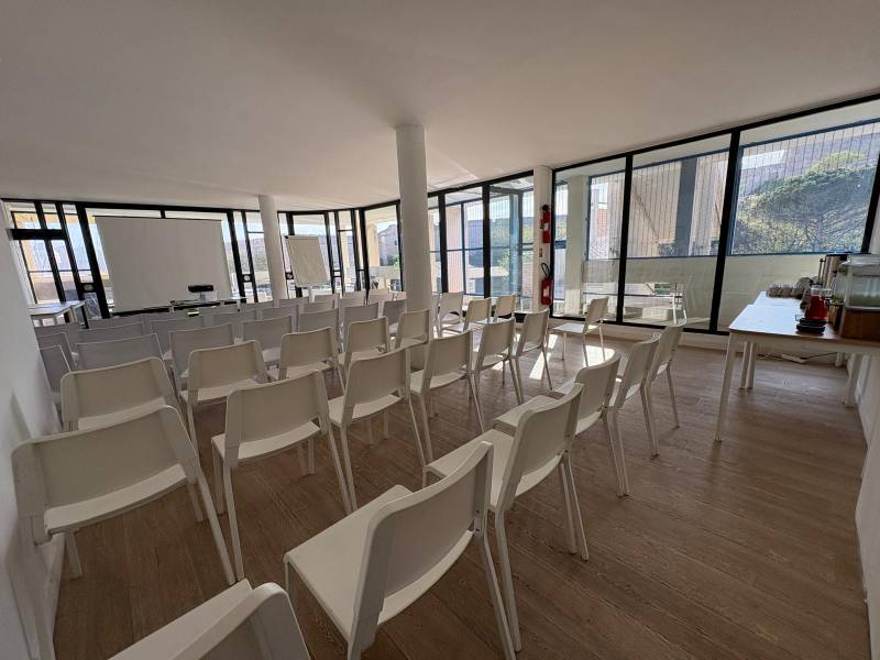 SÉMINAIRE AVEC VUE MER