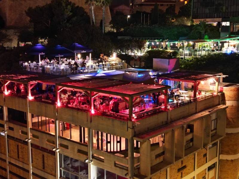 AZUR ROOFTOP - VIEW, DJ SET & SUNSET