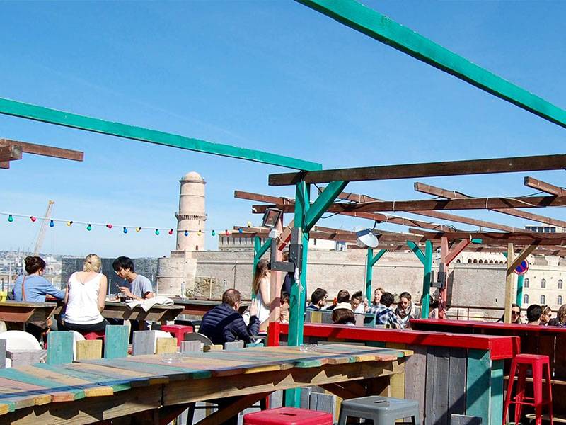 Terasse avec vu sur le Mucem et le fort St Jean